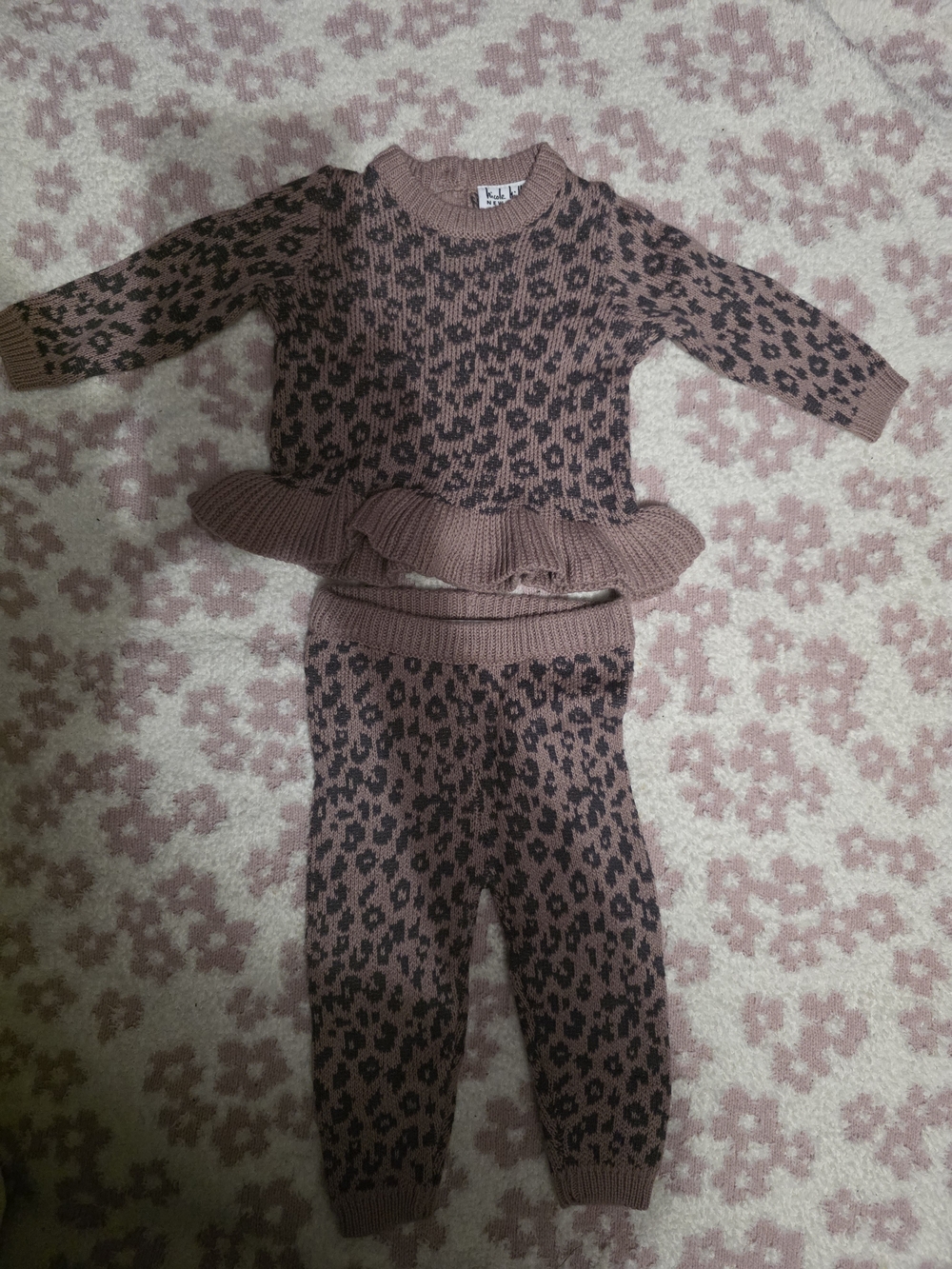 Nicole Miller Pink Leopard Knit Matching Set